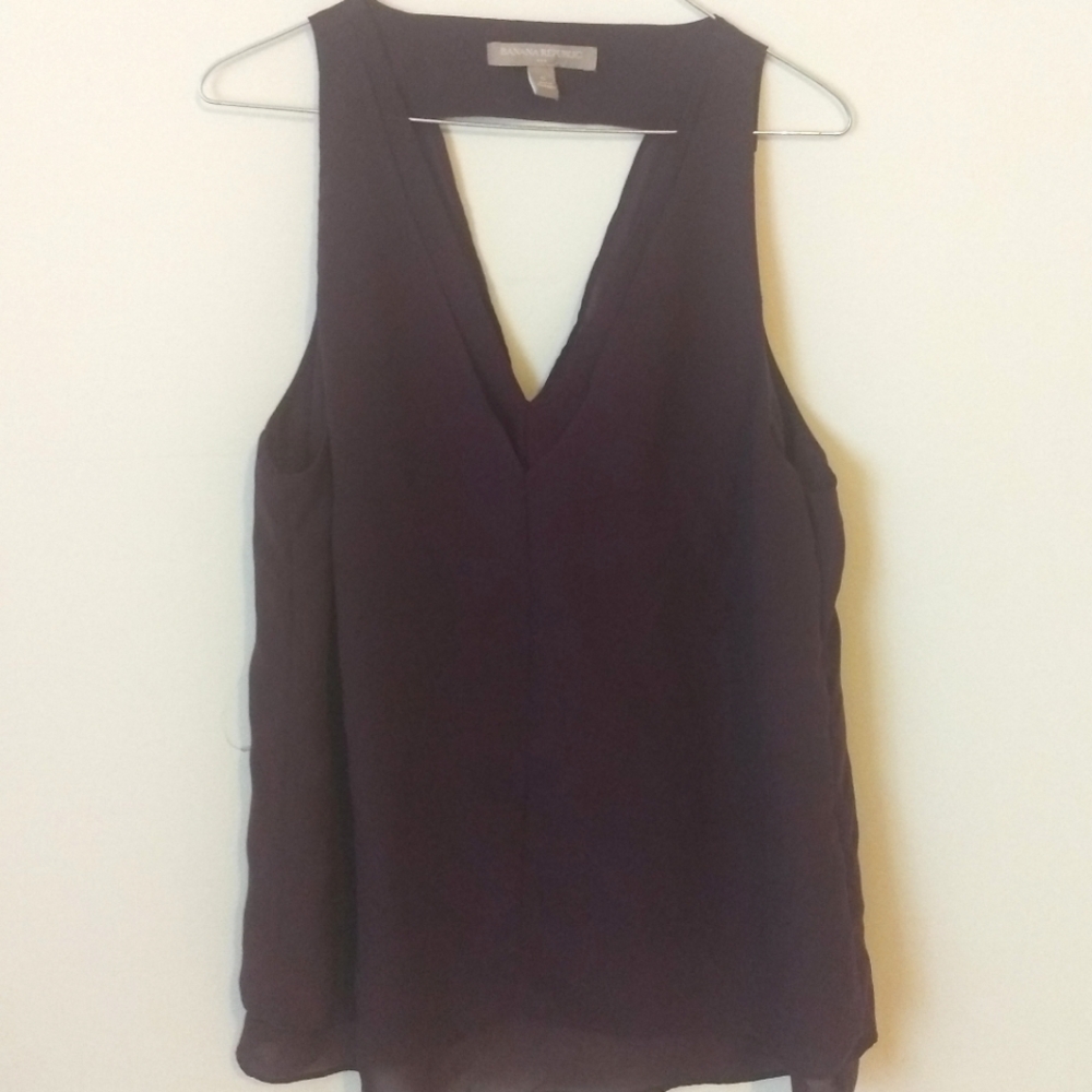 Plum Purple Banana Republic V Neck Cutout Top Size S